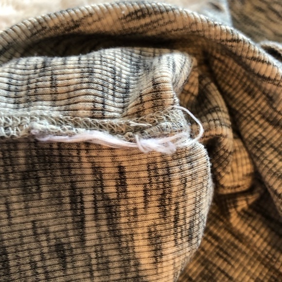 Eddie Bauer Dark Grey Heather Long Sleeve Top Small - Picture 7 of 7